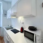 Piramide 2 Bedrooms & 2 Bathrooms Apartment *