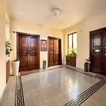 Piramide 2 Bedrooms & 2 Bathrooms Apartment Rome