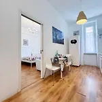 Piramide 2 Bedrooms & 2 Bathrooms * Rome