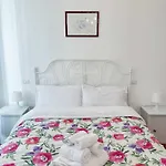Piramide 2 Bedrooms & 2 Bathrooms Apartment *
