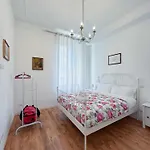 Piramide 2 Bedrooms & 2 Bathrooms Apartment *