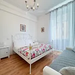 Piramide 2 Bedrooms & 2 Bathrooms * Rome