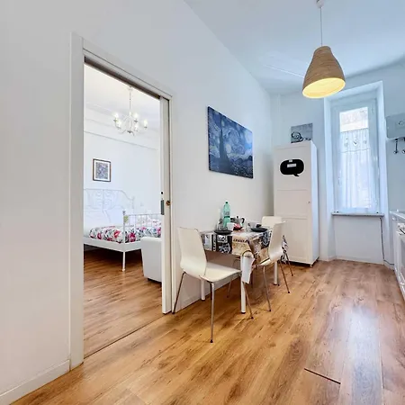 Piramide 2 Bedrooms & 2 Bathrooms * Róma